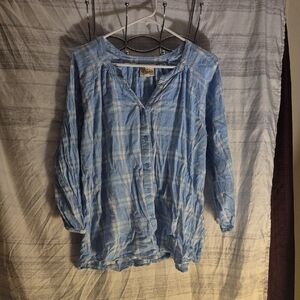 St. John's Bay Light Blue Button Down Shirt